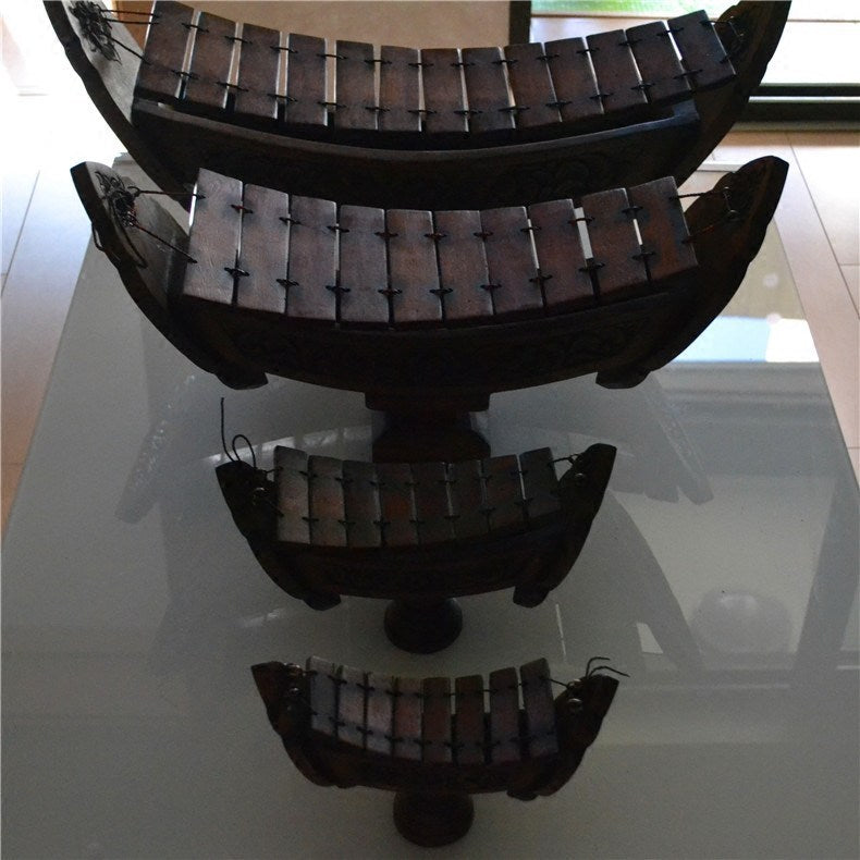 Hand xylophone musical instrument - iztia