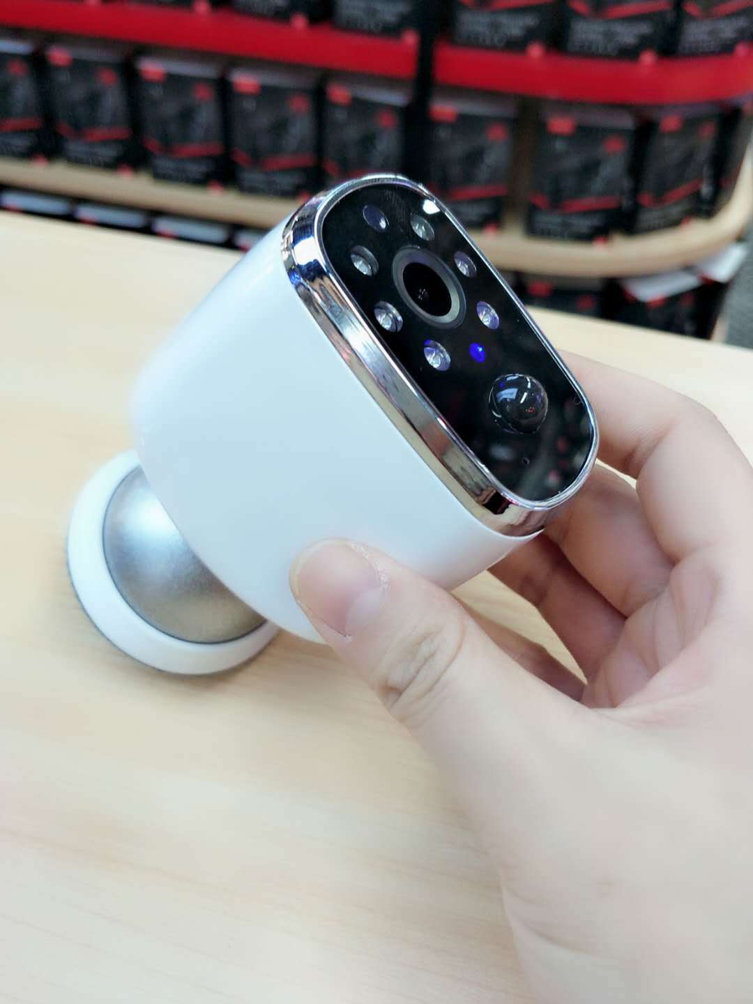 Battery Powered WiFi Wireless Security IP Camera PIR Surveillance Camera - iztia