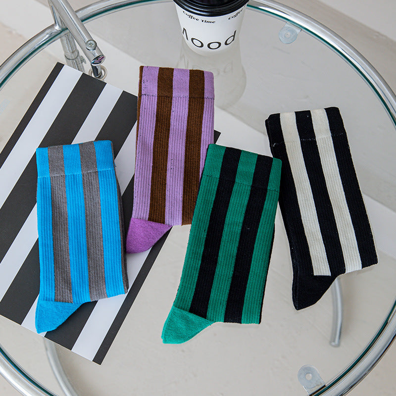 Contrast Color Vertical Stripes Cotton Color-matching Sports Bunching Socks - iztia
