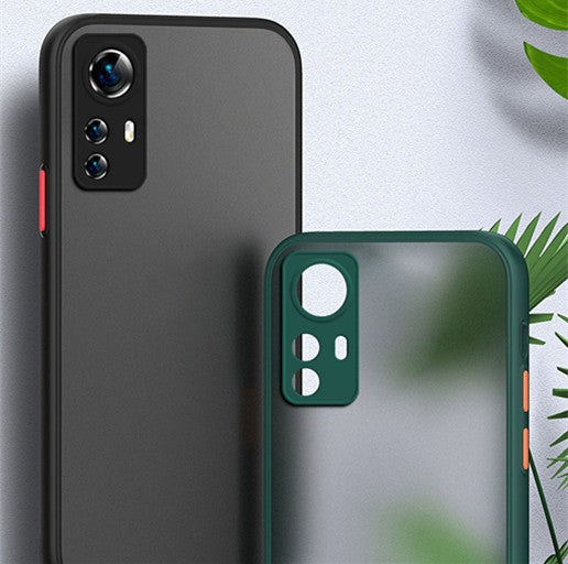 Drop-resistant Ultra-thin Frosted Silicone Transparent Protective Case - iztia