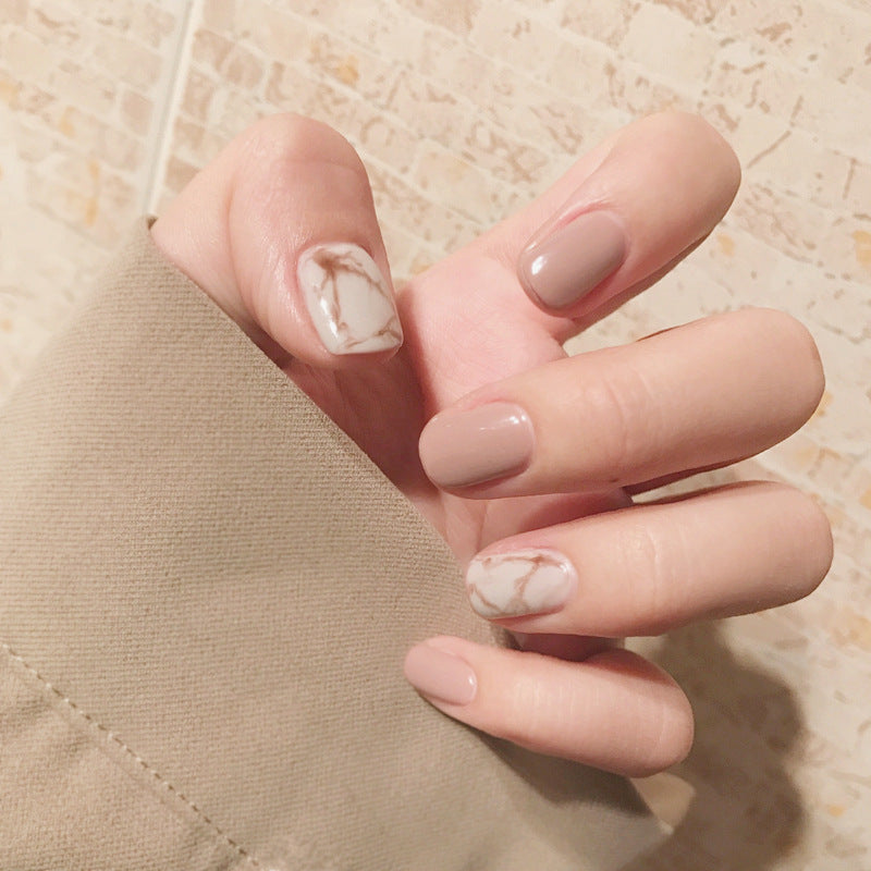 Light khaki smudge false nails - iztia