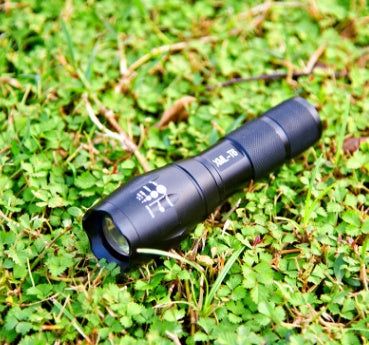 Outdoor Flashlight - iztia