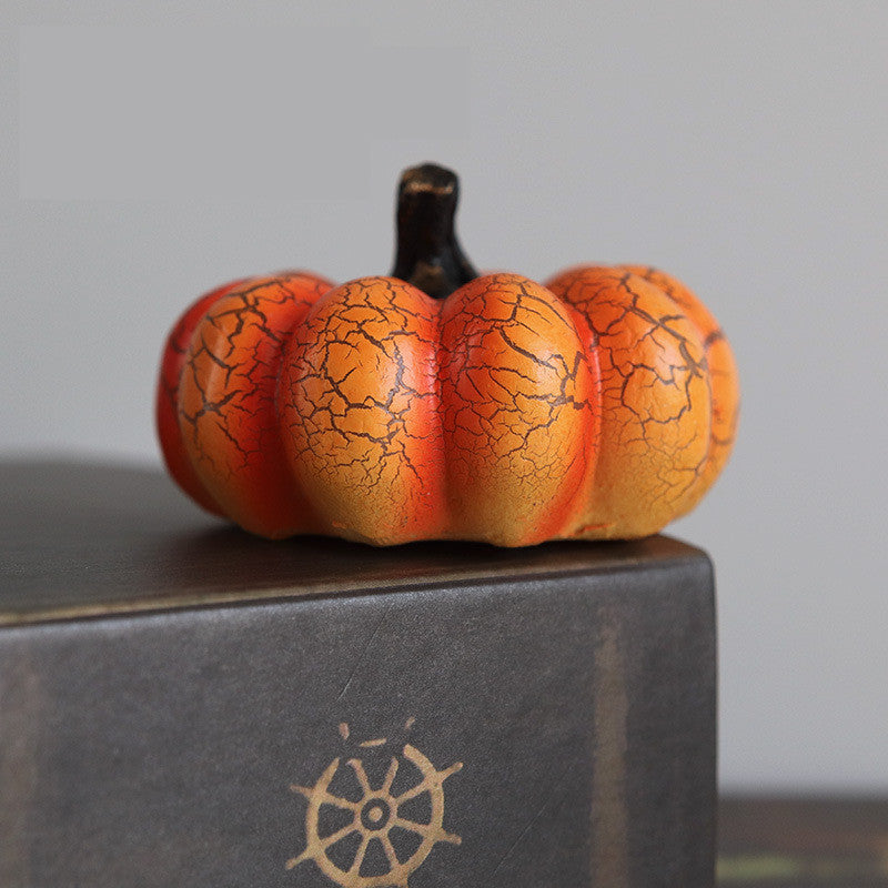 New Halloween Pumpkin Lantern Simulation Pumpkin LED Candle Lamp Resin Luminous Pumpkin - iztia