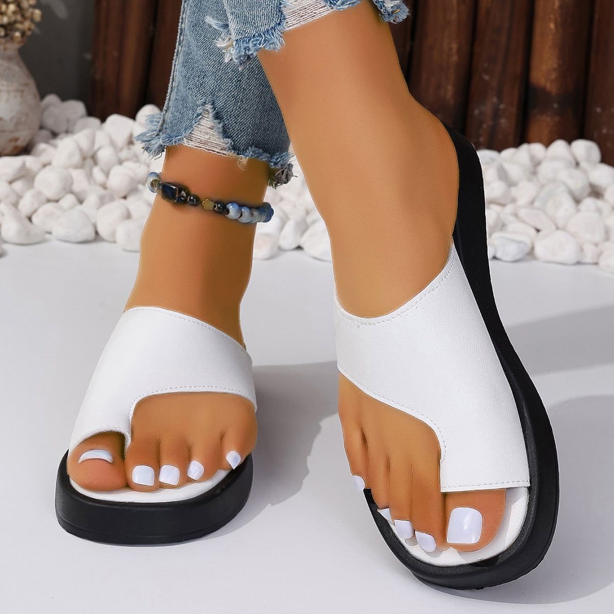 Thick-soled Clip Toe Flat Slippers Outdoor Summer Casual Solid Color Slides Shoes For Women - iztia