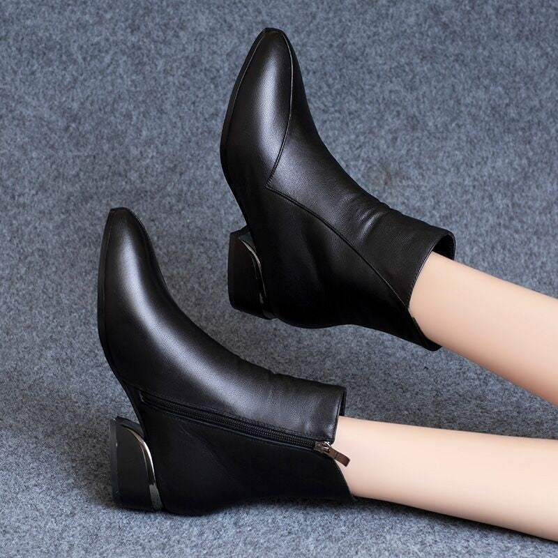 Pointed-toe Short Tube Chunky Heel Martin Boots - iztia