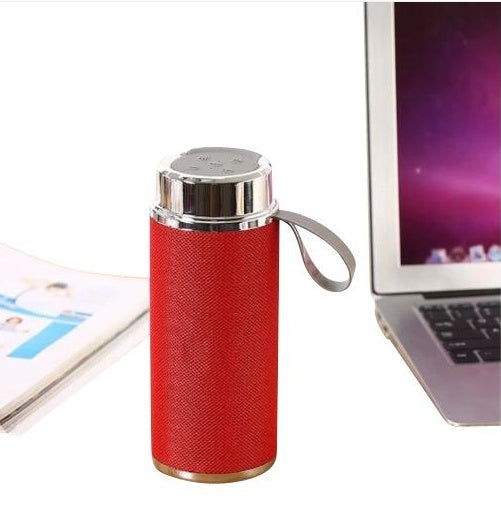 Private model water bottle bluetooth speaker - iztia