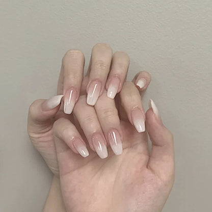 Wearable false nails - iztia