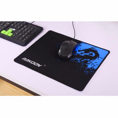 Premium Gaming Mouse Pad - Smooth Surface, Non-Slip Base - iztia