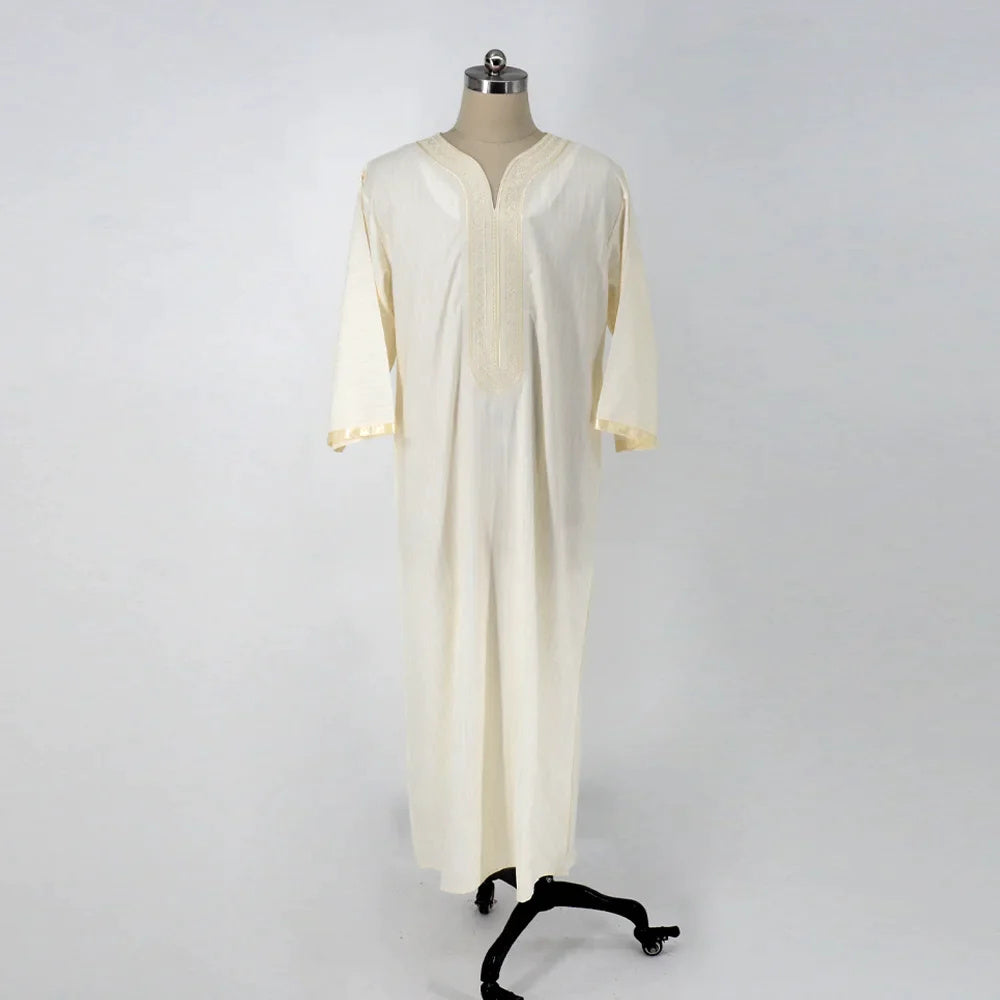 Ethnic Style Loose Casual Embroidery White Muslim Robe, Perfect for Casual Wear - iztia