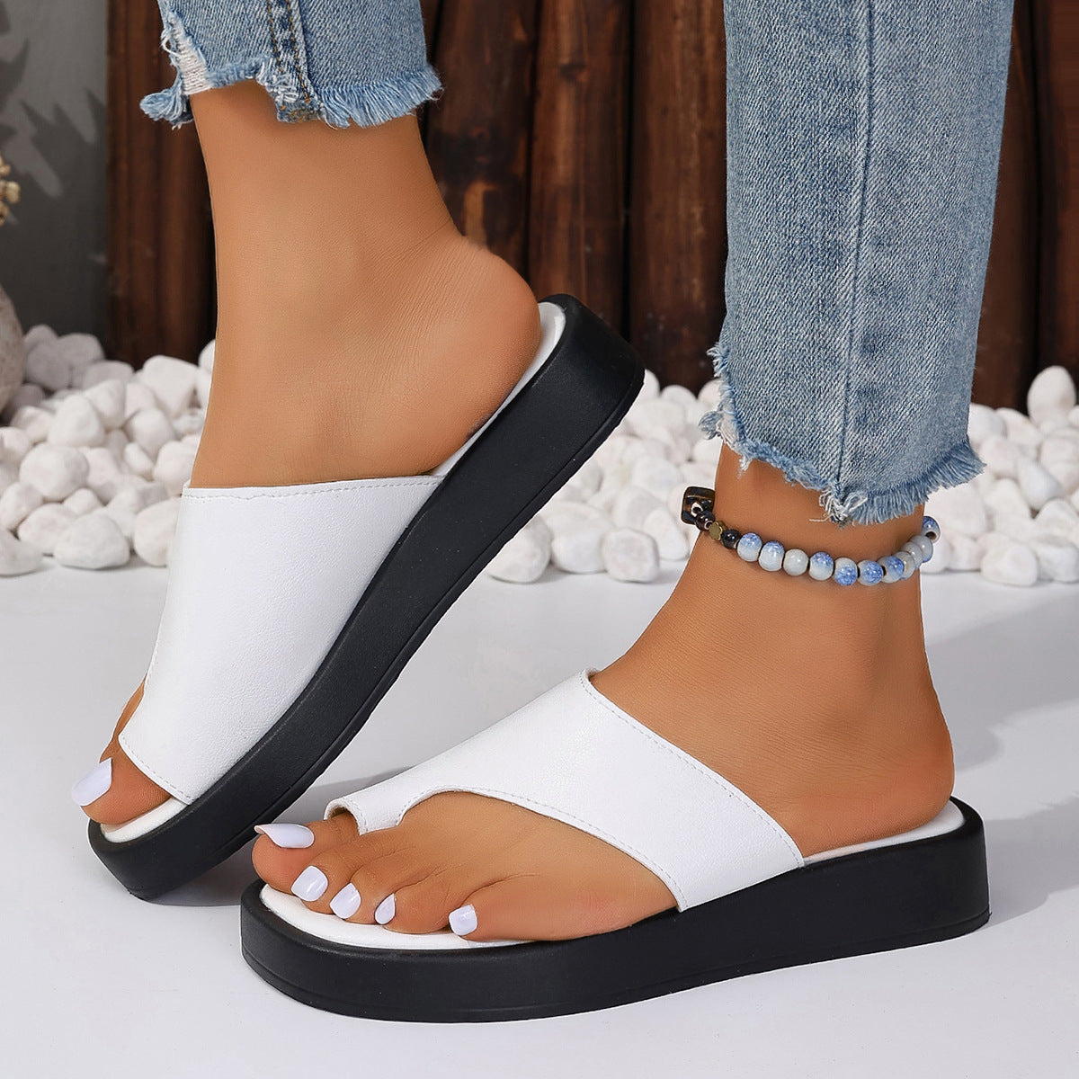 Thick-soled Clip Toe Flat Slippers Outdoor Summer Casual Solid Color Slides Shoes For Women - iztia